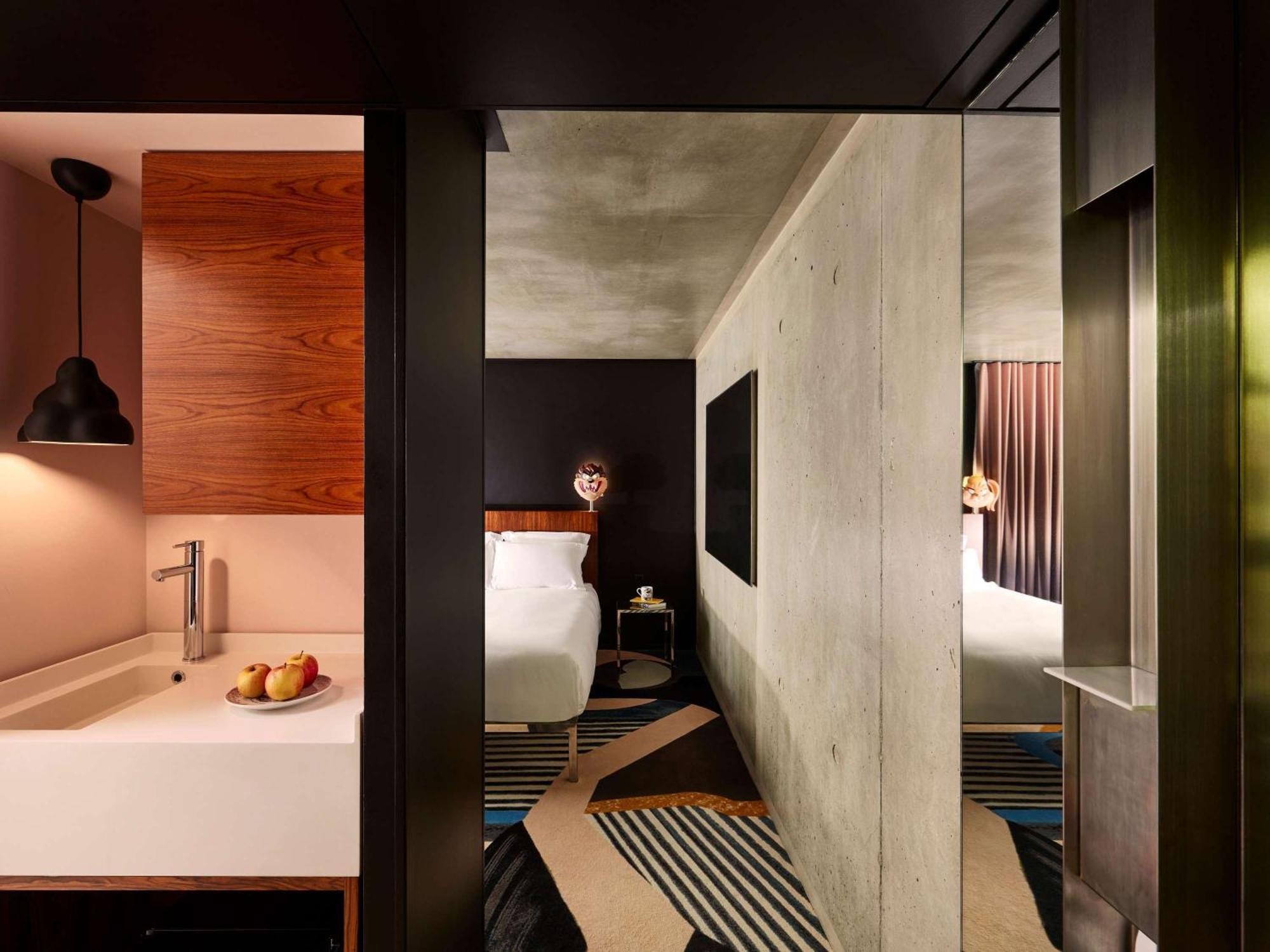 Mama Shelter Paris East Hotel Екстериор снимка