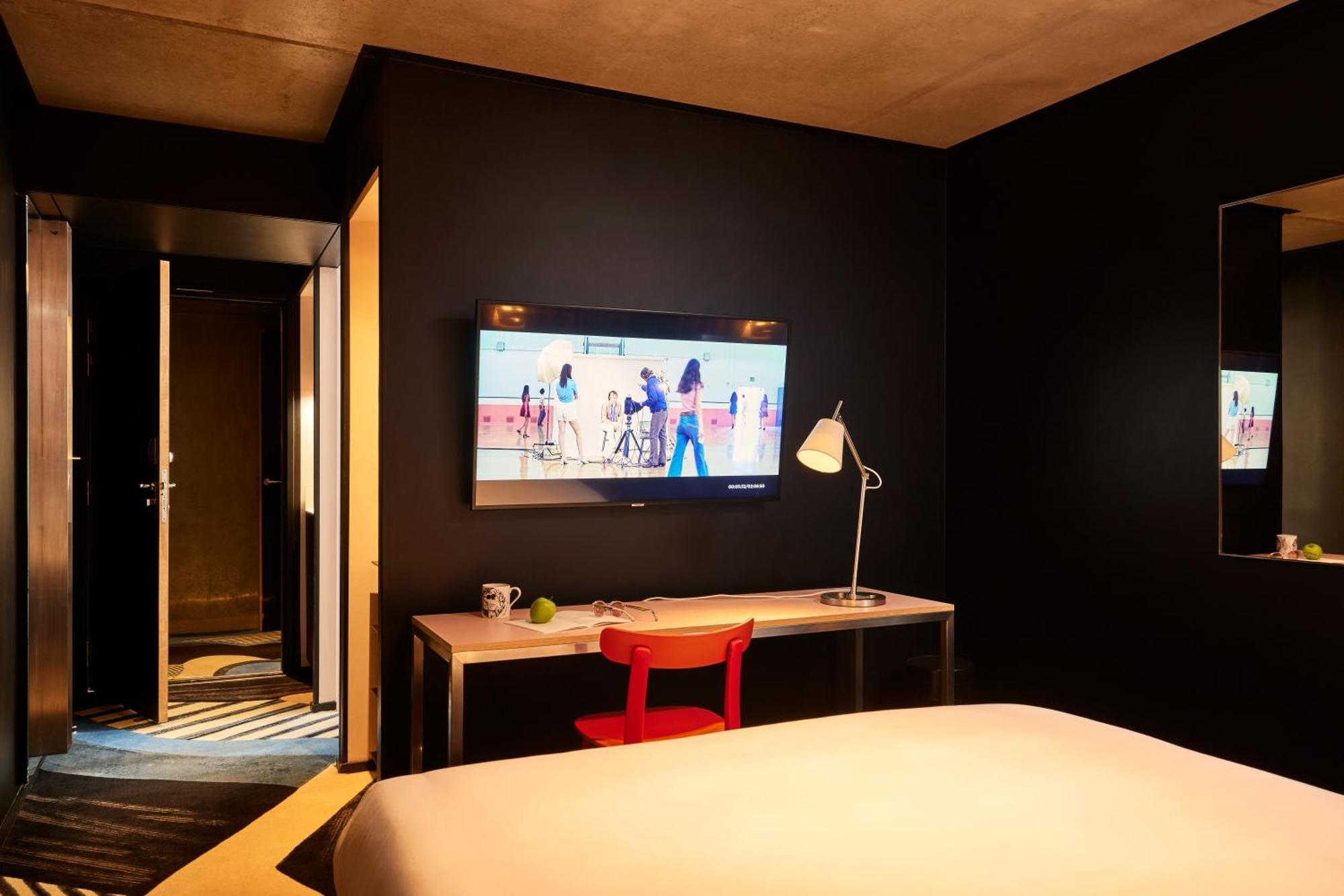 Mama Shelter Paris East Hotel Екстериор снимка